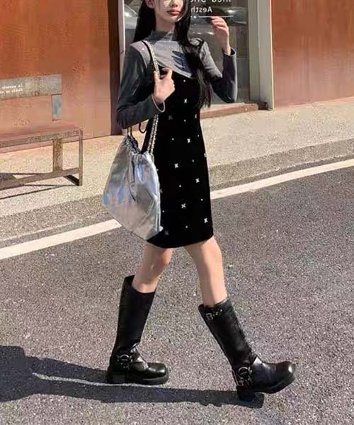 gossip!ロサンゼルス(ゴシップロサンゼルス)の「ベロアキャミソールワンピース リボンベルト付き(ワンピース・レディース・ブラック・S/M)」の8枚目の写真