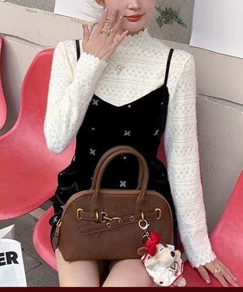 gossip!ロサンゼルス(ゴシップロサンゼルス)の「ベロアキャミソールワンピース リボンベルト付き(ワンピース・レディース・ブラック・S/M)」の15枚目の写真