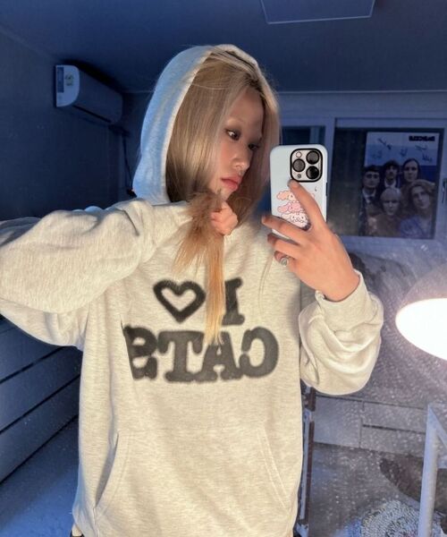ITZAVIBE(イッザバイブ)の「I LOVE CATS HOODIE(パーカー・レディース・その他・MEDIUM/LARGE)」の8枚目の写真