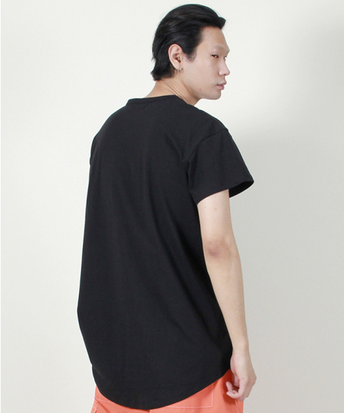 DEMARC(ドゥマーク)の「30番手 Uネック アンバランス 半袖Tシャツ ブラック(Tシャツ/カットソー・メンズ・その他・LARGE/MEDIUM)」の4枚目の写真