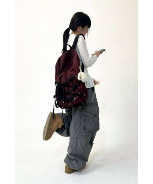 MUWM(ムウム)の「ネストリボンナイロンバックパック Nest Backpack (プラムレッド)(バックパック/リュック・レディース・その他・FREE)」の12枚目の写真