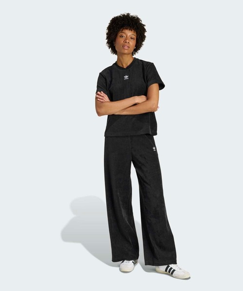 adidas(アディダス)の「エッセンシャルズ シェニール トラックパンツ(ジャージ) / アディダスオリジナルス adidas Originals(その他パンツ・レディース・ブラック・X-SMALL/LARGE/MEDIUM/SMALL/XX-LARGE/X-LARGE)」の5枚目の写真