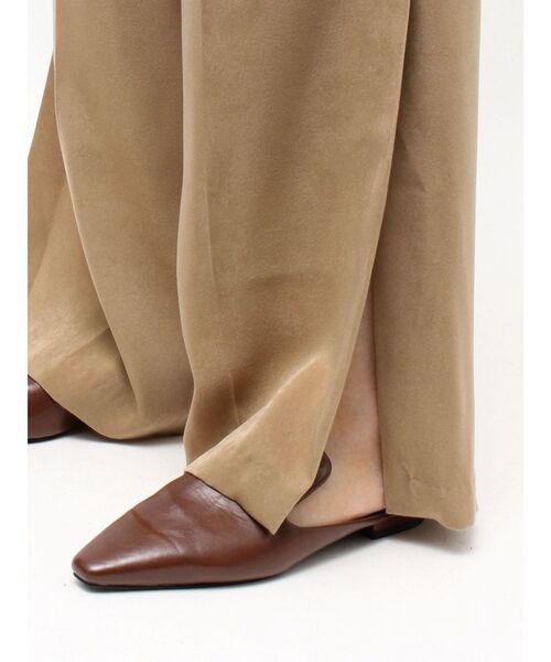 ELENDEEK（エレンディーク）の「サテンリラックスパンツ（その他パンツ・レディース・オフホワイト/ブラック/キャメル・FREE）」の20枚目の写真