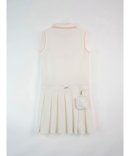 NITINA（ニティナ）の「プリーツポーチワンピースWH（ワンピース・レディース・ライトホワイト・SMALL/MEDIUM）」の2枚目の写真
