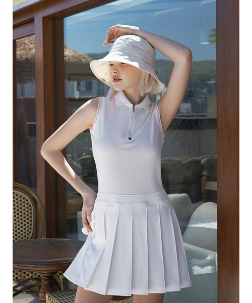 NITINA（ニティナ）の「プリーツポーチワンピースWH（ワンピース・レディース・ライトホワイト・SMALL/MEDIUM）」の3枚目の写真