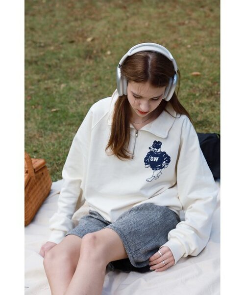 SURROUNDED WITH(サラウンディドウィズ)の「CITY PICNIC HALF ZIP-UP SWEAT SHIRT / CREAM(スウェット・メンズ・その他・FREE)」の4枚目の写真
