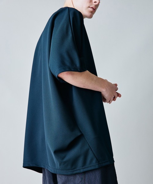 rehacer(レアセル)の「rehacer : Aero Knit Dolman CS / エアロニット ドルマン カットソー(Tシャツ/カットソー・メンズ・ネイビー/ブラック・X-LARGE/LARGE/MEDIUM/SMALL)」の2枚目の写真