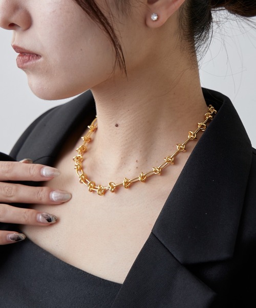 Lui's（ルイス）の「ノットチェーンネックレス（ネックレス・レディース・ゴールド/シルバー・FREE）」の8枚目の写真