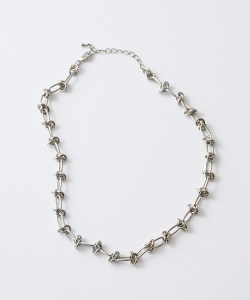 Lui's（ルイス）の「ノットチェーンネックレス（ネックレス・レディース・ゴールド/シルバー・FREE）」の10枚目の写真