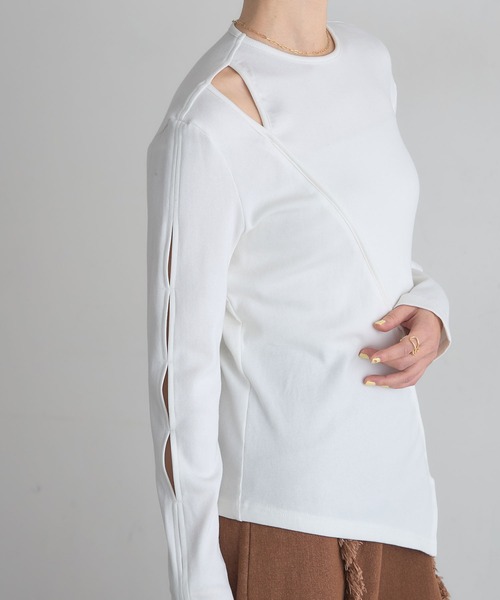 ARVELLIA（アルベリア）の「CUTTING TOPS（Tシャツ/カットソー・レディース・ブラック/ホワイト・M）」の11枚目の写真