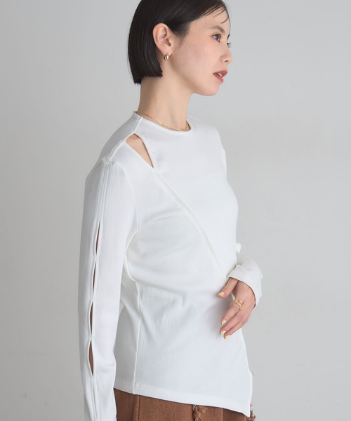 ARVELLIA（アルベリア）の「CUTTING TOPS（Tシャツ/カットソー・レディース・ブラック/ホワイト・M）」の12枚目の写真