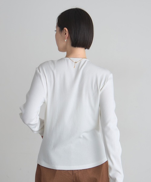 ARVELLIA（アルベリア）の「CUTTING TOPS（Tシャツ/カットソー・レディース・ブラック/ホワイト・M）」の13枚目の写真