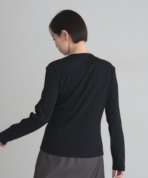 ARVELLIA（アルベリア）の「CUTTING TOPS（Tシャツ/カットソー・レディース・ブラック/ホワイト・M）」の18枚目の写真