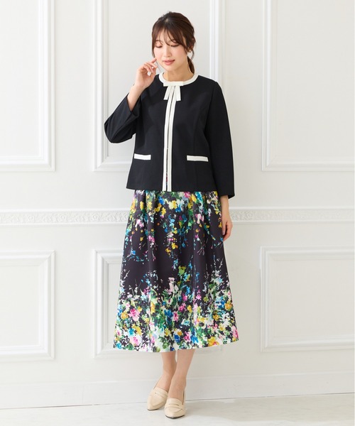 Rose Tiara（ローズティアラ）の「フローラルアートフレアスカート（スカート・レディース・オフホワイト/ブラック・46/42/38）」の6枚目の写真