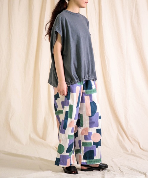 prit（プリット）の「[prit] 綿バガス和紙天竺 2way裾ヒモビッグポンチョカーデ（シャツ/ブラウス・レディース・オフホワイト/グレー/ブラック・FREE）」の10枚目の写真