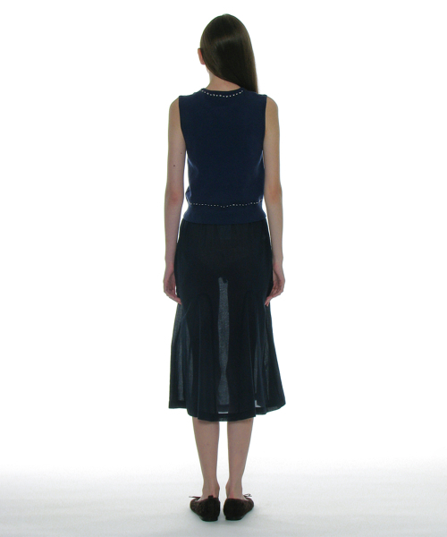 PARTIMENTO WOMEN(パルティメントウィメン)の「スタディッドニットスリーブレストップ_ネイビー(ニット/セーター・レディース・その他・SMALL/MEDIUM)」の4枚目の写真