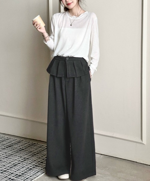 DAY CLOSET(デイ クローゼット)の「【裏起毛/大きいサイズ有】冬もぽかぽかフリース仕様。フリル付き ハイウエスト ワイドパンツ レディース(その他パンツ・レディース・ダークグレー/ブラック・XL/L/S/M)」の5枚目の写真