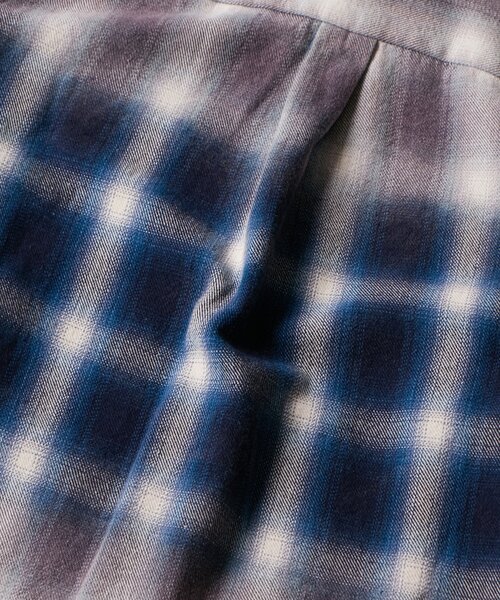 WHO'S WHO gallery（フーズフーギャラリー）の「【FromVintage】ダメージチェックシャツ（シャツ/ブラウス・メンズ・ブラック/ブルー・FREE）」の5枚目の写真