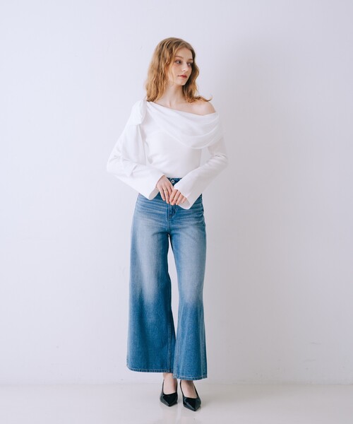 SELFIST（セルフィスト）の「ワンショルダーリボン付きニット　オフショル 2WAY 冬服（ニット/セーター・レディース・ブラック/オフホワイト/ブラック系その他・フリー）」の6枚目の写真