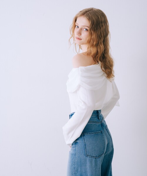 SELFIST（セルフィスト）の「ワンショルダーリボン付きニット　オフショル 2WAY 冬服（ニット/セーター・レディース・ブラック/オフホワイト/ブラック系その他・フリー）」の11枚目の写真