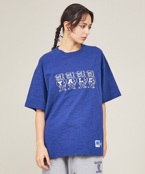 Russell Athletic(ラッセルアスレティック)の「【RUSSELL ATHLETIC / ラッセル アスレティック】University /Harvard/YALE/カレッジロゴ・ユニセックス(Tシャツ/カットソー・メンズ・エンジ/ネイビー/ホワイト系その他/ホワイト系その他2・M/L)」の1枚目の写真
