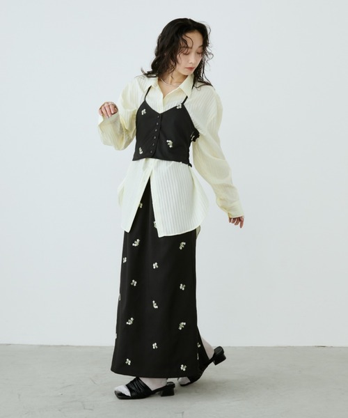 Aunt Marie's（アントマリーズ）の「フラワー刺繍ホルターネックビスチェ（その他トップス・レディース・グレー/ブラック・FREE）」の17枚目の写真