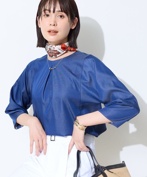INDIVI(インディヴィ)の「【洗える/UVケア/SETUP可能】デニムライク ランタン袖ブラウス(シャツ/ブラウス・レディース・サックスブルー系3/ブルー系その他5/ネイビー系3・38/15 /13/05/34/19)」の9枚目の写真