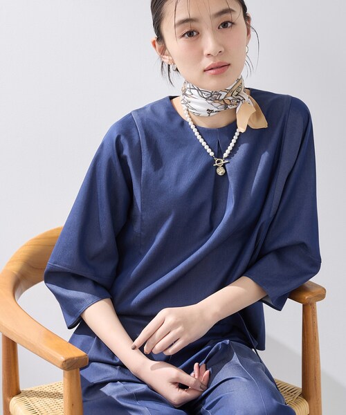 INDIVI(インディヴィ)の「【洗える/UVケア/SETUP可能】デニムライク ランタン袖ブラウス(シャツ/ブラウス・レディース・サックスブルー系3/ブルー系その他5/ネイビー系3・38/15 /13/05/34/19)」の13枚目の写真