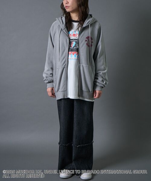 CRAFT STANDARD BOUTIQUE（クラフトスタンダードブティック）の「【ザ・ローリング・ストーンズ】ピグメントスウェットZIPパーカー（パーカー・メンズ・ライトグレー/チャコールグレー・S/L/M）」の17枚目の写真