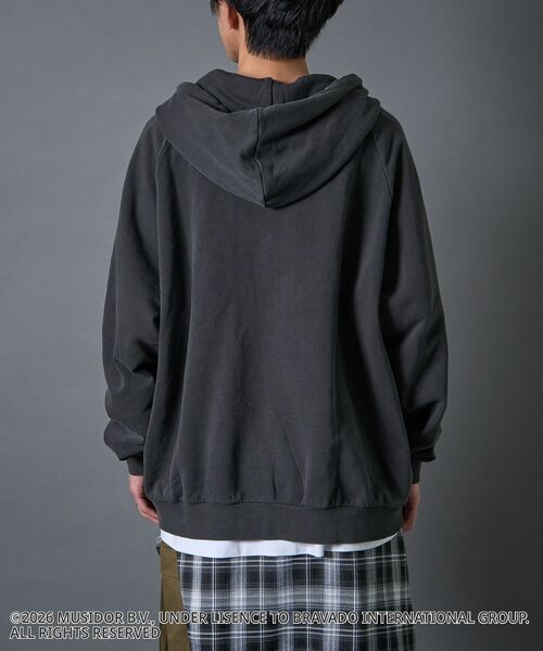 CRAFT STANDARD BOUTIQUE（クラフトスタンダードブティック）の「【ザ・ローリング・ストーンズ】ピグメントスウェットZIPパーカー（パーカー・メンズ・ライトグレー/チャコールグレー・S/L/M）」の22枚目の写真