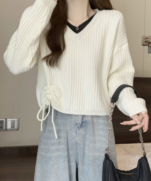 Miniministore(ミニミニストア)の「Vネックリブニットトップス 暖かいニット(ニット/セーター・レディース・アイボリー/ブラック/カーキブラウン・FREE)」の5枚目の写真