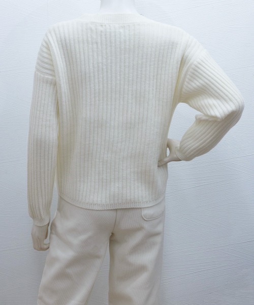 Miniministore(ミニミニストア)の「Vネックリブニットトップス 暖かいニット(ニット/セーター・レディース・アイボリー/ブラック/カーキブラウン・FREE)」の14枚目の写真