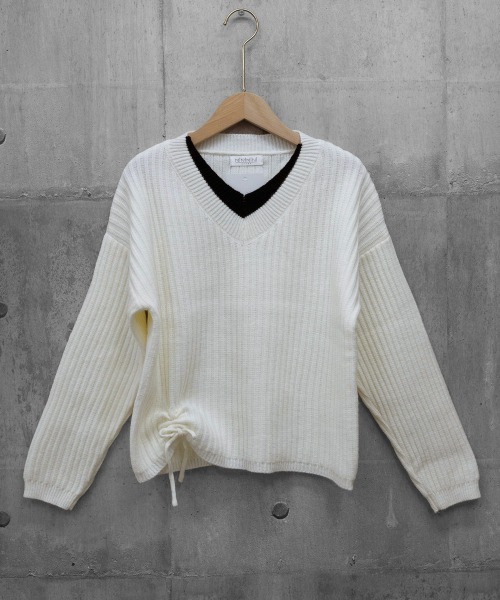 Miniministore(ミニミニストア)の「Vネックリブニットトップス 暖かいニット(ニット/セーター・レディース・アイボリー/ブラック/カーキブラウン・FREE)」の15枚目の写真
