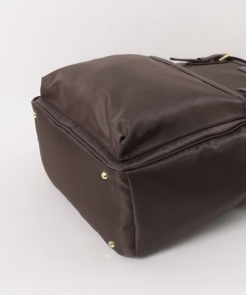 PROGRES（プログレ）の「リュックサック アリューヴ 18L A4サイズ 14インチPC フロントポケット 20204（バックパック/リュック・レディース・チャコールグレー/グレイッシュベージュ/ブラック・FREE）」の5枚目の写真