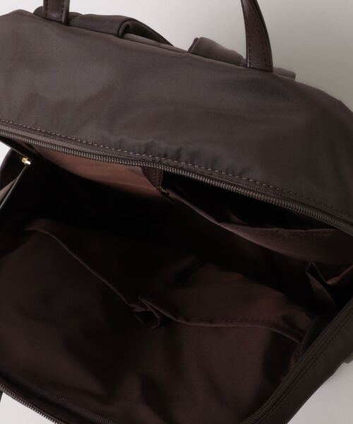 PROGRES（プログレ）の「リュックサック アリューヴ 18L A4サイズ 14インチPC フロントポケット 20204（バックパック/リュック・レディース・チャコールグレー/グレイッシュベージュ/ブラック・FREE）」の6枚目の写真