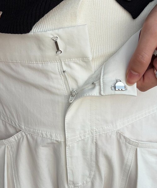 CAPRICIEUX LE'MAGE（カプリシューレマージュ）の「【低身長サイズあり】切替コットンフレアスカート（スカート・レディース・ブラック/ホワイト・PS/38/36）」の21枚目の写真