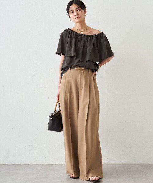 LOUNGEDRESS（ラウンジドレス）の「フリルオフショルブラウス（シャツ/ブラウス・レディース・ブラック/ベージュ/オフホワイト・FREE）」の17枚目の写真