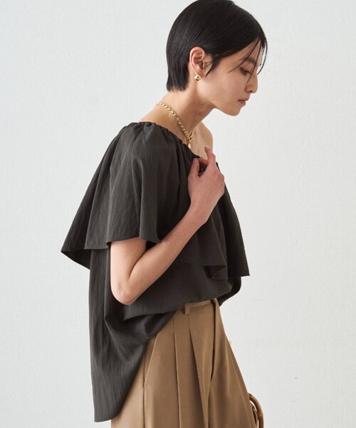 LOUNGEDRESS（ラウンジドレス）の「フリルオフショルブラウス（シャツ/ブラウス・レディース・ブラック/ベージュ/オフホワイト・FREE）」の22枚目の写真
