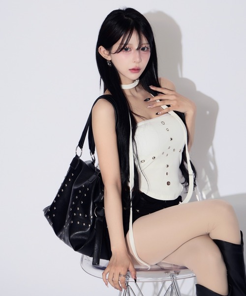 tinkerend(ティンカーエンド)の「Studded Hole Tube Top / スタッズホールチューブトップ カップ付(チューブトップ・レディース・ホワイト/ブラック・FREE)」の2枚目の写真
