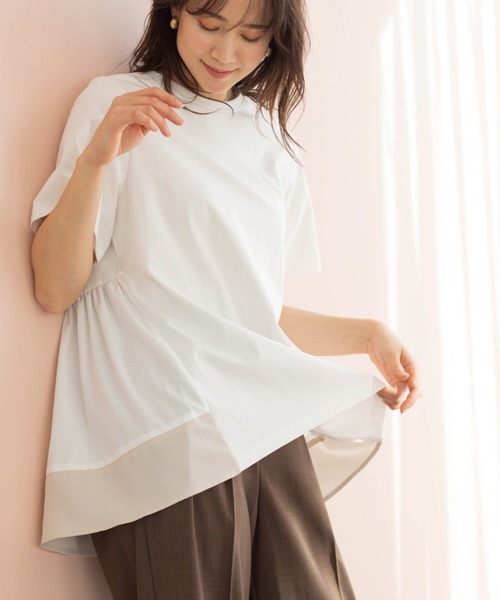 SHOO・LA・RUE(シューラルー)の「バックギャザーペプラムTシャツ(Tシャツ/カットソー・レディース・ベージュ系4/ブラック/ホワイト系5・00)」の7枚目の写真