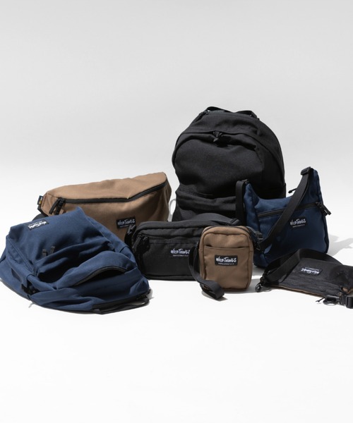 WILD THINGS(ワイルドシングス)の「PC収納可能【WILD THINGS】LARGE DAYPACK リュック 大容量 バックパック(バックパック/リュック・レディース・ネイビー/カーキ/ブラック・ONE SIZE)」の7枚目の写真