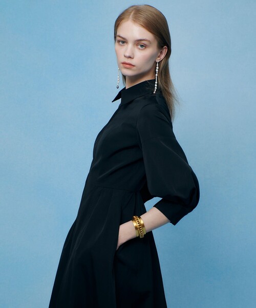 LOULOU WILLOUGHBY(ルルウィルビー)の「【LOULOU WILLOUGHBY】タックパフシャツワンピース(シャツワンピース・レディース・ブラック系その他/ブラック・1/2)」の5枚目の写真