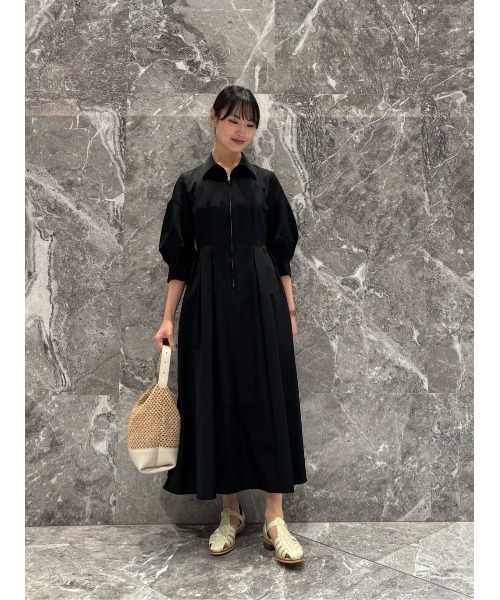 LOULOU WILLOUGHBY(ルルウィルビー)の「【LOULOU WILLOUGHBY】タックパフシャツワンピース(シャツワンピース・レディース・ブラック系その他/ブラック・1/2)」の3枚目の写真