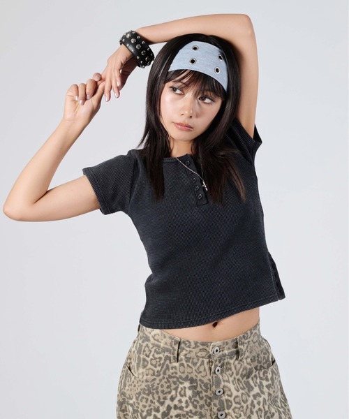 sedacle girl（セダクルガール）の「アソートサーマルヘンリーミニT（Tシャツ/カットソー・レディース・チャコールグレー/レオパード/カーキ/ネイビー・MEDIUM/SMALL）」の13枚目の写真
