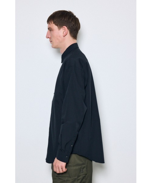 AZUL by moussy(アズールバイマウジー)の「ジップアップ長袖シャツ(シャツ/ブラウス・メンズ・ブラック/ホワイト・MEDIUM/LARGE)」の3枚目の写真