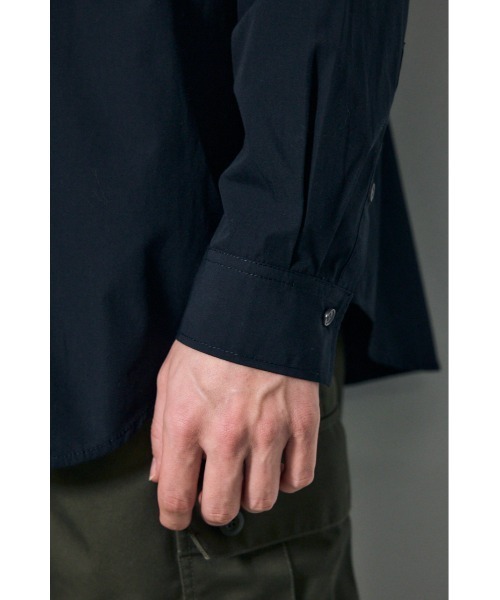 AZUL by moussy(アズールバイマウジー)の「ジップアップ長袖シャツ(シャツ/ブラウス・メンズ・ブラック/ホワイト・MEDIUM/LARGE)」の7枚目の写真