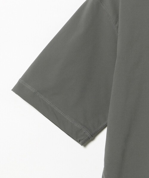 BEAMS GOLF(ビームスゴルフ)の「【別注】Marmot / ハイテンションラッシュガード バックロゴ モックネックシャツ(スウェット・メンズ・ブラック/グレー・SMALL/MEDIUM/LARGE/X-LARGE)」の8枚目の写真