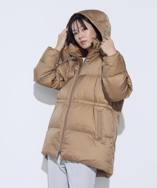 COMME CA(コムサ)の「〔 TALLサイズ 〕 ライトナイロンタフタ フード付きダウンコート(ダウンジャケット/コート・レディース・キャメル/チャコール・15号)」の7枚目の写真