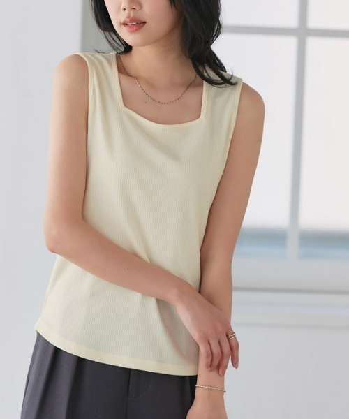 Pierrot（ピエロ）の「【TVスタイリスト りささんコラボアイテム】スクエアネック多機能リブタンクトップ（タンクトップ・レディース・杢グレー/モカ/キナリ・S/L/M）」の6枚目の写真