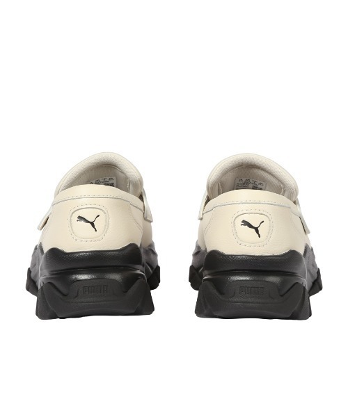 PUMA（プーマ）の「プーマ PUMA LOAFYR（ローファー・レディース・ホワイト×ブラック・23.0cm/23.5cm/24.0cm/24.5cm/25.0cm/25.5cm/26.0cm）」の2枚目の写真